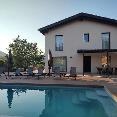 Masia Mateu De L'agusti * Llimiana